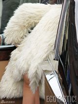 组图：凯特莫斯当街上下真空 凸点露毛