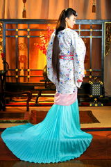 组图：《王的女人》推清纯版虞姬 知名造型师打造