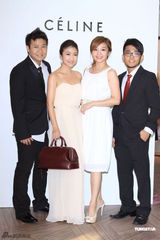 组图：王菲全黑套装亮相台北 十分钟快闪离场