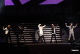 高清图：韩国五大组合天团开唱 SJ压轴掀高潮 