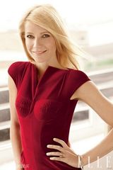 组图：格温妮丝《ELLE》双封面 慵懒迷人美腿性感