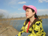 组图：芙蓉姐姐踏青欲寻桃花运 要为个唱瘦至88斤