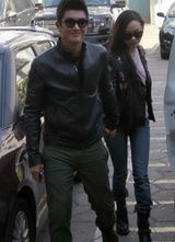 组图：小男友向霍思燕肉麻求婚 女方喜极而泣