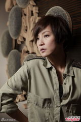 组图：何韵诗谈梅艳芳 感激放心里无需仪式