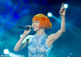 组图：孙燕姿演唱会化身未来战士 歌迷享裸眼3D
