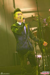 组图：林一峰个唱落幕获梁咏琪黄耀明现身支持