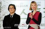 组图：影片《斯托克》首映 宋仲基金秀贤等支持