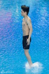 组图：《星跳水立方》第四轮淘汰赛提前播出