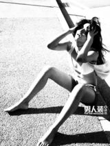 高清图：女主播赵卓娜登《男人装》展性感风情