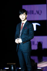 独家高清：韩团MBLAQ发新辑《BROKEN》化身暖男