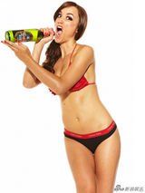 组图：三版艳星琼斯变身性感主妇 丰臀豪乳撩人