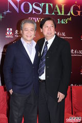 组图：东华三院慈善晚会 何超云陈法蓉性感亮相