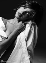 组图：俄罗斯超模娜塔莉亚-沃迪亚诺娃人像写真