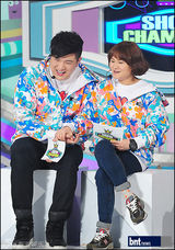 组图：Dal shabet等歌手点亮《Show Champion》现场