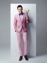 组图：顾又铭春季写真 释放色彩缤纷暖男魅力