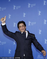 幻灯：《我的名字叫可汗》亮相 印度影帝携女伴出席