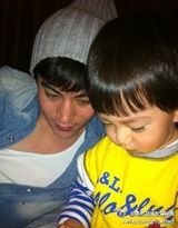 组图：最帅潮爸萌娃走红 潮萌不输林志颖父子