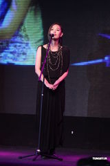 组图：林俊杰获票选人气男艺人 谢谢周杰伦相挺