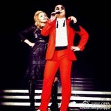 组图：鸟叔PSY微博晒照片回馈粉丝