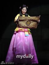 组图：SJ圭贤徐贤演绎《月亮怀抱太阳》帝妃恋