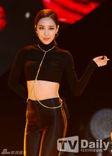 组图：missA与FT等《The Show》现场卖力演出