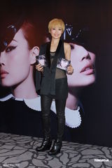 组图：容祖儿新唱片销量大捷 称不会找外国男友