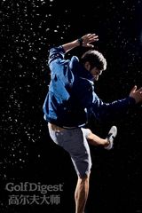 组图：耿乐化身运动型男 玩转高尔夫挥洒动感魅力