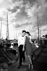 组图：严屹宽杜若溪海外写真 甜蜜拥吻浓情蜜意