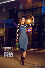 明星爱街拍：赵丽颖化身夜精灵甜美出街