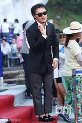 组图：具惠善等亮相堤川国际音乐电影节红毯