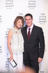 组图：拉格斐开摄影展 章子怡周迅等亮相