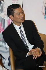 组图：袁莉与刘德华床戏被删 埋怨称导演骗人