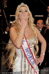 幻灯图集：《我的欢乐》戛纳首映 世界小姐抢镜