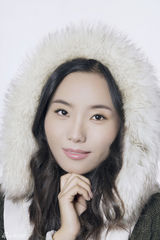 组图：桑婷婷清新甜美写真 变邻家女孩