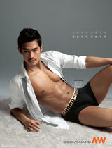 组图：韩星崔如真裴正南携手拍内衣广告 秀火辣身材