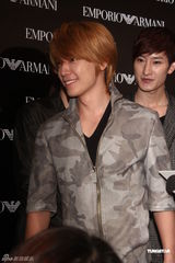 高清组图：SJ-M八缺一现身台湾 引发歌迷混乱