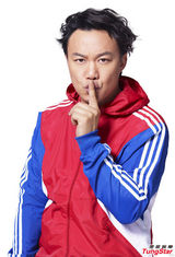 组图：陈奕迅与Hip-Hop红人合作 演绎运动精神