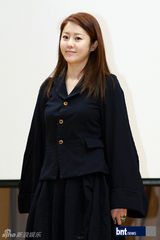 组图：韩星高贤贞等出席《Go Show》记者招待会