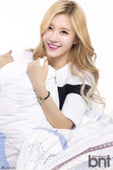 高清组图：蜡笔团Crayon Pop拍写真秀可爱少女风