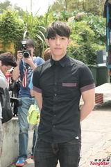 组图：陈僖仪遗体火化 亲朋好友送别