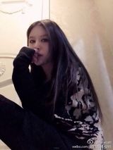 组图：谢雨欣20岁大女儿曝光 美艳胜过母亲