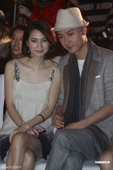 组图：《深宫谍影》首发 郑嘉颖亮相甘婷婷飙泪