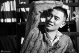 组图：蒋毅黑白大片 展现成熟男人魅力