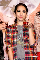 幻灯图集：萧亚轩庆功 表示已完成母亲对其期许