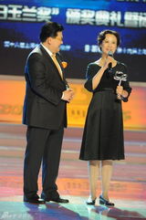 高清图：上海电视节白玉兰奖颁奖现场
