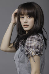 组图：《香格里拉》卓玛火热今夏 王力可趣图可爱