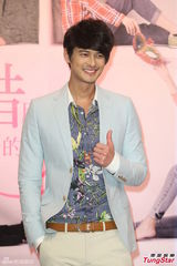 组图：朱芯仪宣传新剧 碍于人母身份少拍吻戏