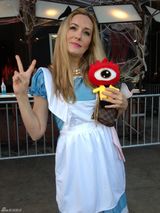 组图：美国人民欢度万圣节 僵尸裸男纷纷上阵