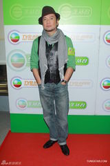 组图：《玄美人生》再录影 曾华倩贾思乐助阵