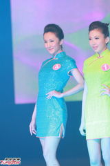 组图：中国小姐香港区三甲出炉现场颁奖